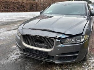jaguar xe 2.0 d awd r-sport