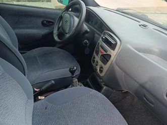 fiat siena elx 1.0 mpi fire 16v 4p (25 anos) 2002