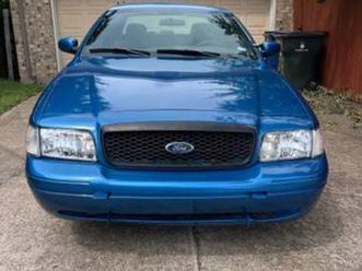 2006 ford crown victoria p71 fresh paint