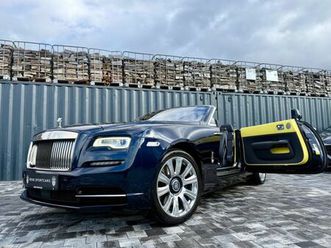 bi-color carplay bespoke interieur