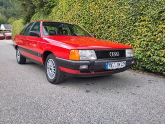 audi 100 turbo typ 44 in tornadorot