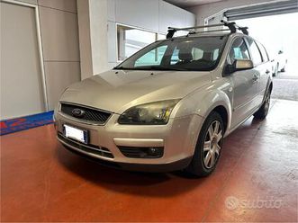 ford focus station wagon