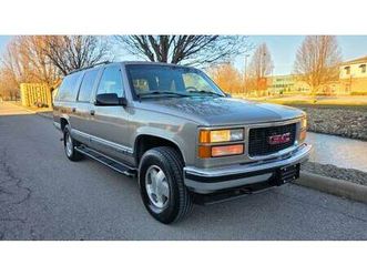 1999 gmc k1500 suburban sle - rust free, 141k mi, v8, 4wd