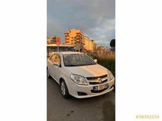 sahibinden geely emgrand 1.5 gsl 2010 model kocaeli 220.000 km beyaz - 38352233 | arabam.com