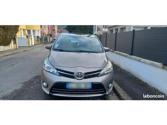voiture toyota verso 1.6 d4d