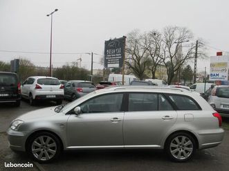 toyota avensis break 2.0 d-4d 115ch sol 16000 km bel etat distribution ok