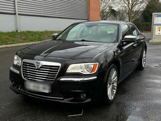 lancia thema 3.0 multijet ii 239 ch