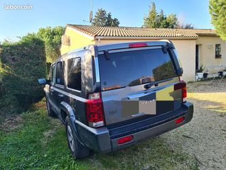 voiture jeep commander
