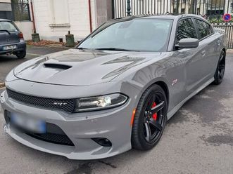 dodge charger srt 392hemi v8 6.4l