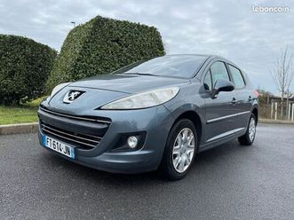 peugeot 207 sw 1.4 essence 95 ch / 89 000 km / toit panoramique