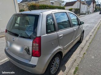 vends fiat idea