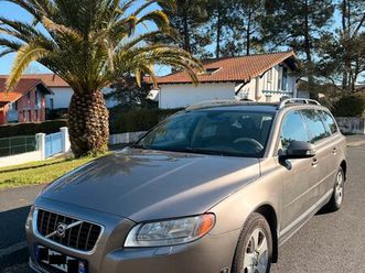 volvo v70 2.0 flexfuel e85 145 ch momentum – excellent état – 157 000 km