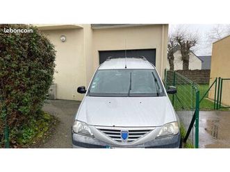 logan diesel break très spacieuse peut être transformée en mini van