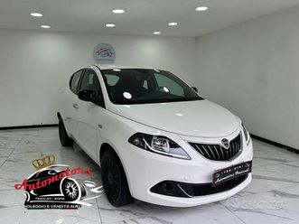 lancia ypsilon 1.0 firefly 5 porte -garantita-2022