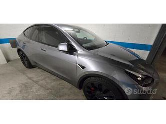 tesla model y performance km 8900