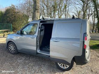 a vendre ford transit courier