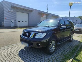 nissan pathfinder toutes options très bon état