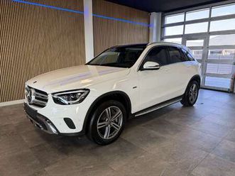 glc 300 e 4-matic phev trekhaak luchtvering pano