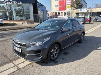kia xcee´d 1.5t 118kw exclusive + wintr