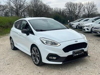 ford fiesta 1.5 tdci 5 porte st-line neopatentati
