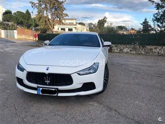 maserati ghibli v6 350 hp rwd