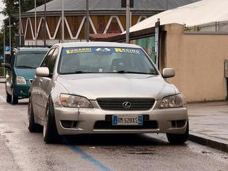 lexus is200 (lsd + coilovers)