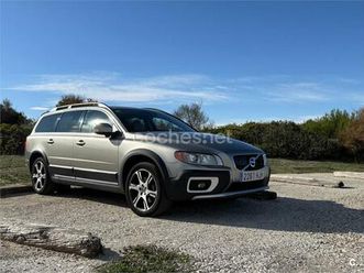 volvo xc70 2.4 d5 awd summum auto