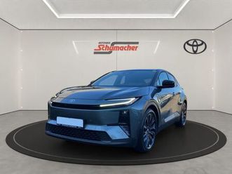 + plus+4x4+lounge+sky&sound-p+e-pärmie 6000