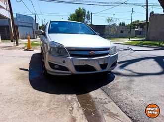 vectra gls 5 puertas