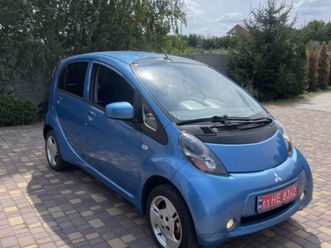 mitsubishi i-miev 2011