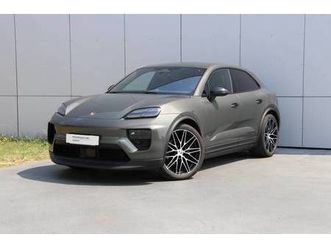 porsche macan 4 electric
