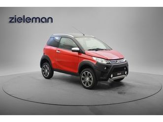 aixam crossover dci highline sport - 2019 - 15.901 km - camera, pdc, leer