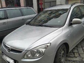 hyundai i30 crdi kombi diesel 1.4 żarów • olx.pl