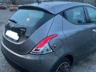 lancia y hybrid gold - alberta ferretti