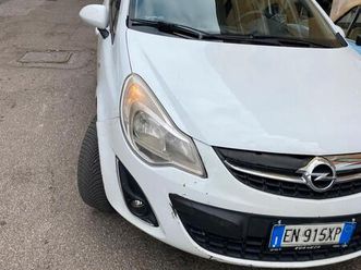 opel corsa 2012 disel 95 cv