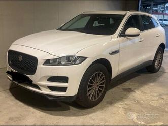 jaguar f-pace 2.0 d 180 cv prestige