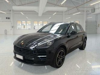 porsche macan 2.0 auto suv