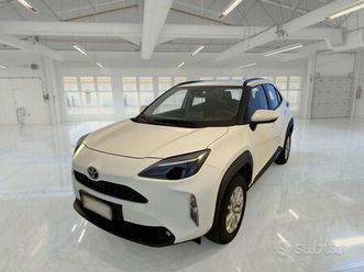 toyota yaris cross 1.5h 92 cv e-cvt active suv