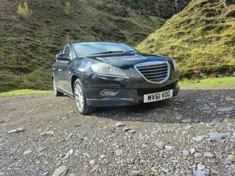 chrysler, delta, hatchback, 2011, manual, 1598 (cc), 5 doors