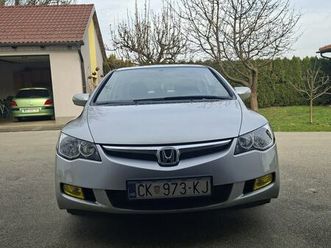 honda civic sedan sedan, 2006 god.