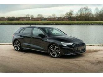 ② audi a3 sportback*s-line*packdesign*look unique*matrix — audi — 2ememain