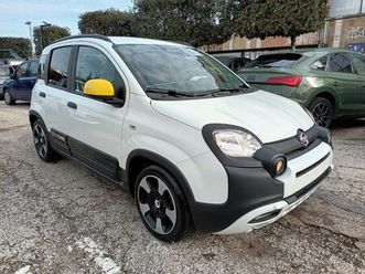 1000 hybrid pandina 70 cv carplay pdc italia