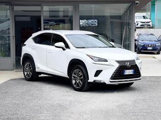 lexus nx 300h 300 2.5 hybrid 155cv 4wd e6 - 2018
