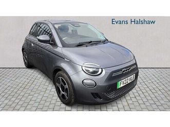 2022 - 87kw passion 42kwh 3dr auto