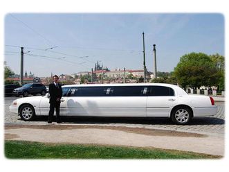 lincoln towncar executive limuzina 9 metara