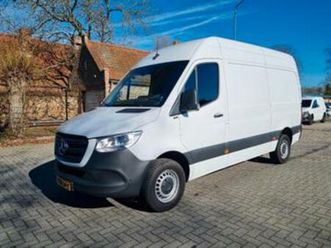 ② mercedes-benz sprinter 317 cdi aut. l2 h2 navi 3500kg trekh — camionnettes & utilitaires — 2ememain