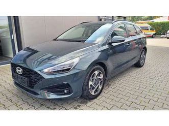 kombi style style*led*navi*shzg*lhzg*pdc*kamera...