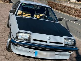 opel manta b berlinetta 2,0 s 100ps