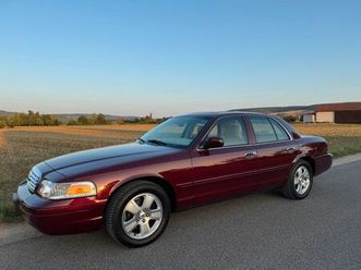 ford crown victoria lx