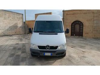 mercedes sprinter 211